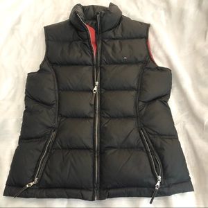 Tommy Hilfiger Puffer Vest- Size Small- (GUC)